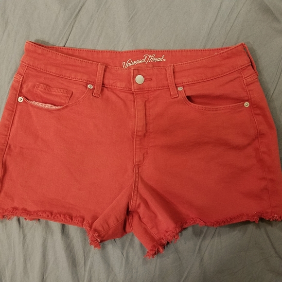 Universal Thread red cutoff jean shorts sz 12 / 31 some stretch - Picture 1 of 8